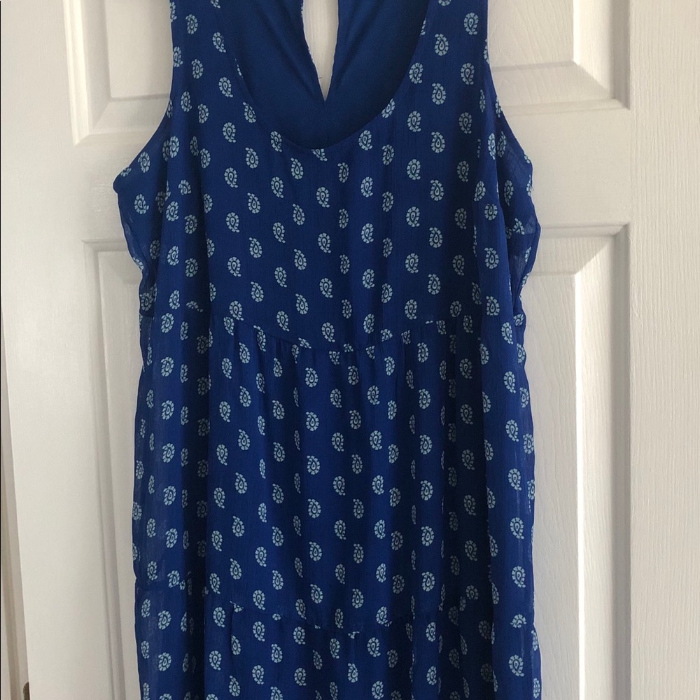 Dress - Picture 2 of 4